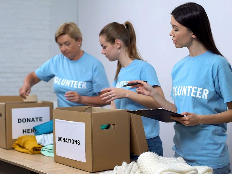 DIY vs Professional Junk Removal in Anaheim: Which Is Better?